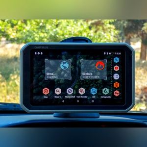 NEW Garmin Overlander Full Setup with Dashcam, Backup Camera, & Stand